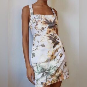Babaton‎ Aritzia 90s Mini dress in the Glimmer Lueur and Floral Pattern